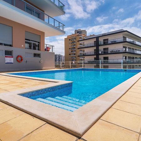 Sunny Brand New 2-Bedroom Apt - 500M From Praia Da Rocha With Ac And Pool! Portimão Extérieur photo