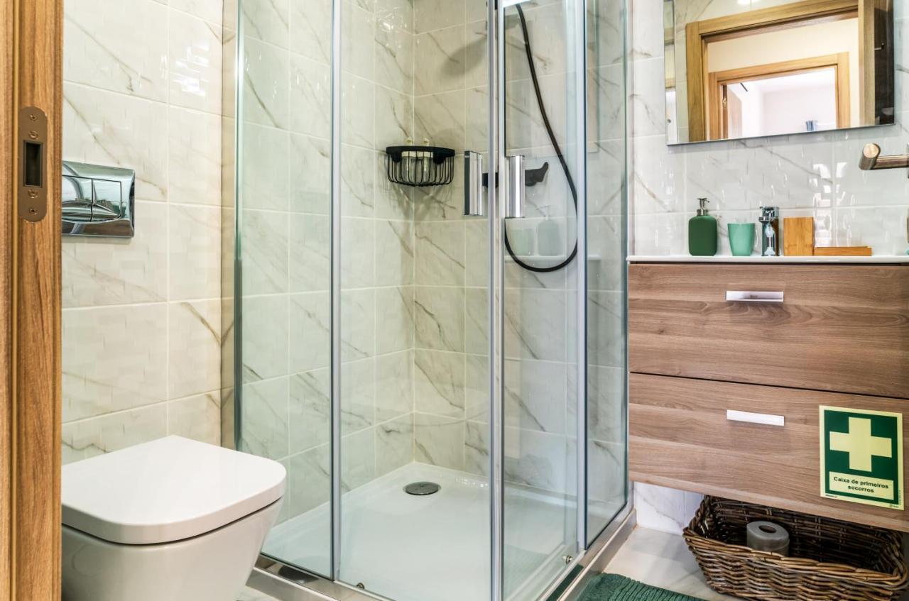 Sunny Brand New 2-Bedroom Apt - 500M From Praia Da Rocha With Ac And Pool! Portimão Extérieur photo